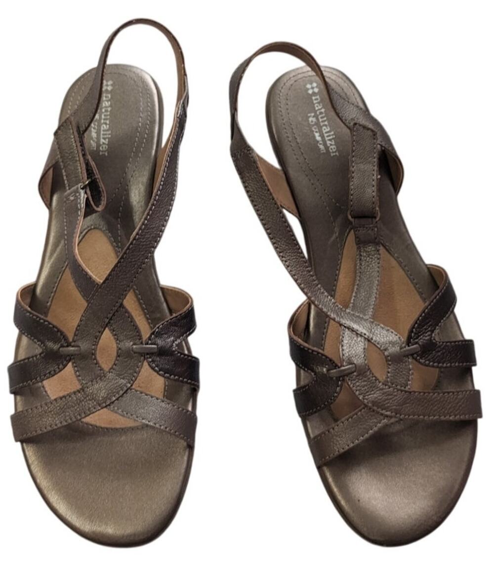 Naturalizer Gold copper Strappy Sandals Women's Size 11 Metallic EUC